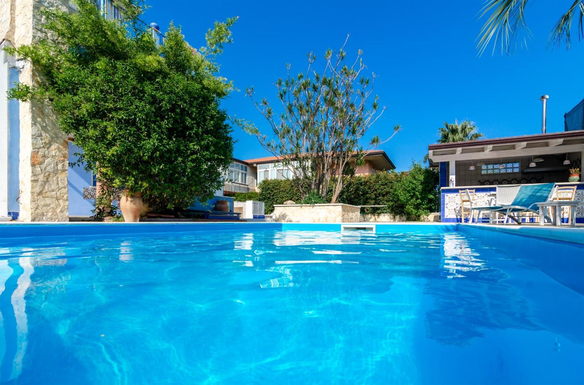 Mediterranean Charm Villa Con Piscina Al Mare ماسكالي المظهر الخارجي الصورة